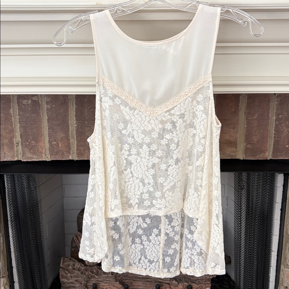 NWT, Kimchi Blue, Paisley Tank in Ivory.